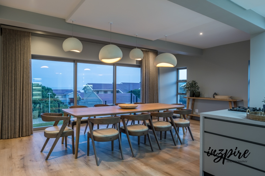 4 Bedroom Property for Sale in Glentana Western Cape